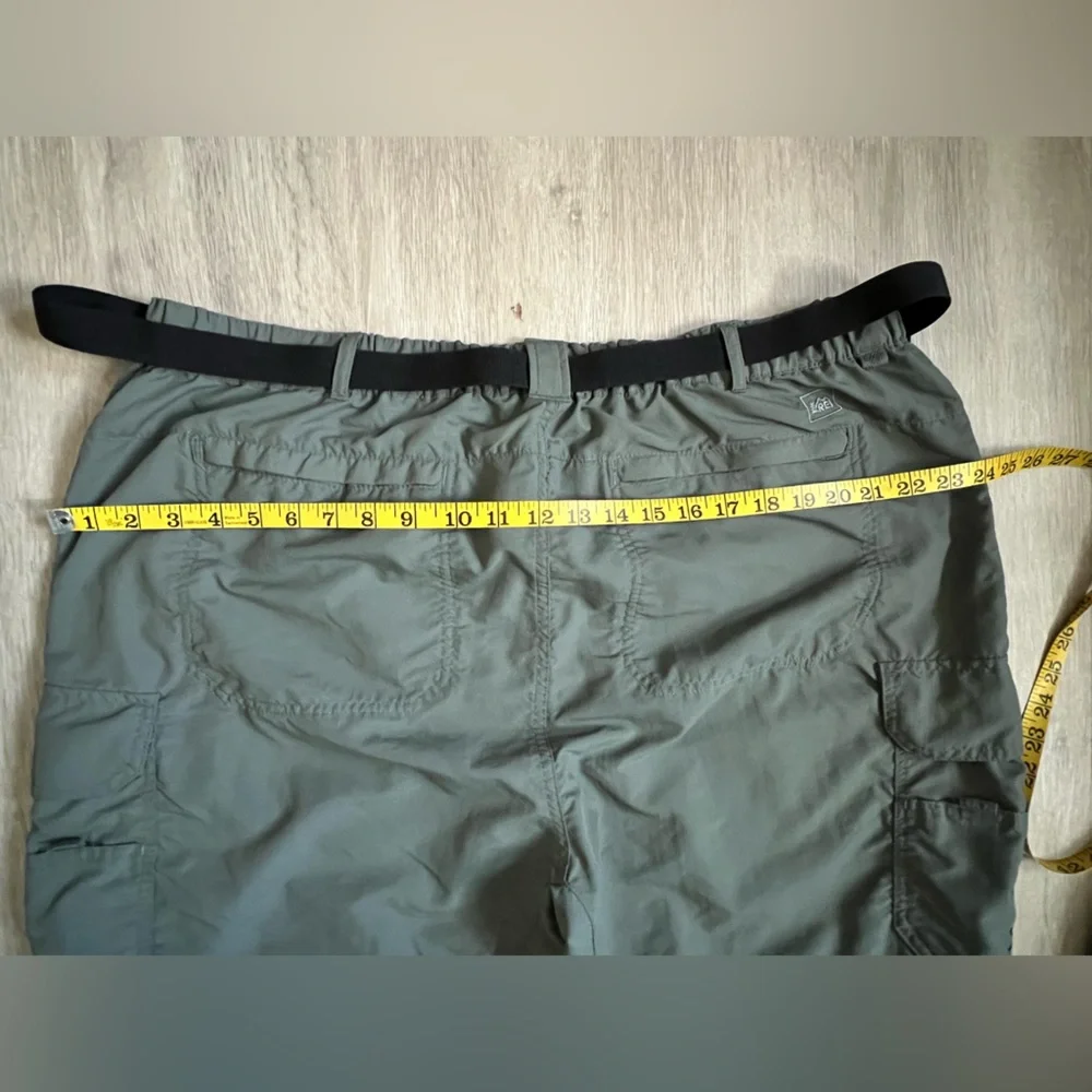 REI Convertible Cargo Men's Gray Pants UPF 50 XXL 28L with belt - Picture 7 of 10
